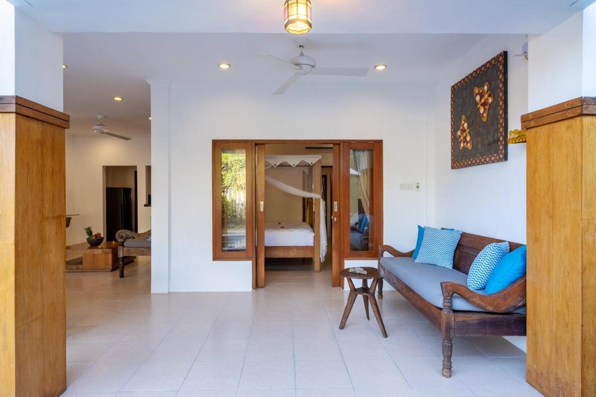 Villa Genta- Petitenget 2br Villa, Walk To Beach!