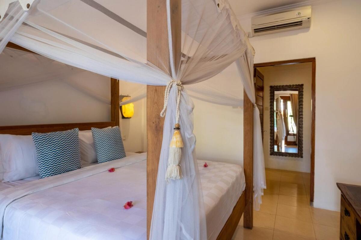 Genta- Petitenget 2br Villa, Walk To Beach! Villa *