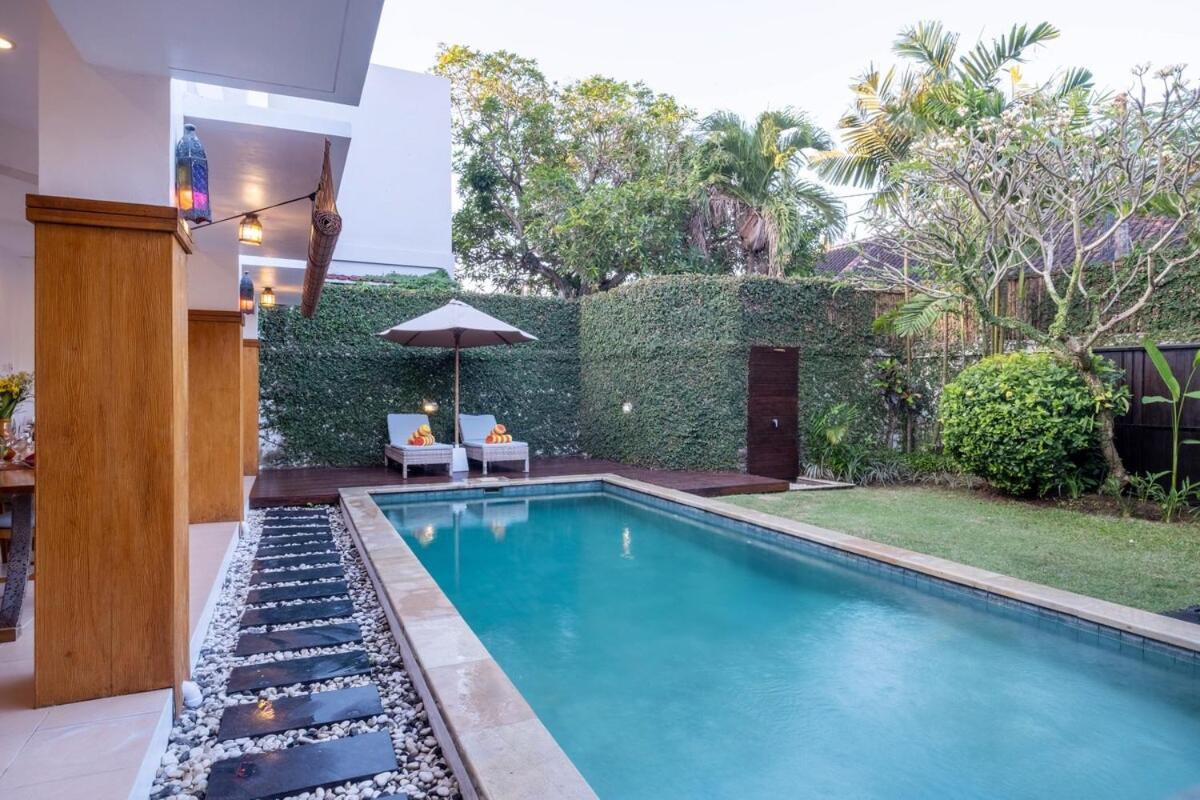 Genta- Petitenget 2br Villa, Walk To Beach! Villa *
