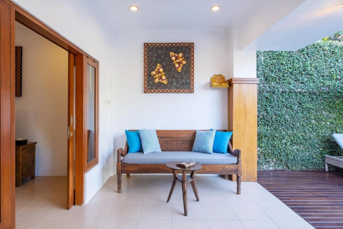 Genta- Petitenget 2br Villa, Walk To Beach! Villa
